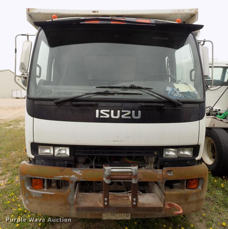 image for item FG9375 2007 Isuzu FTR dump truck