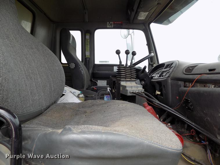 image for item FG9375 2007 Isuzu FTR dump truck