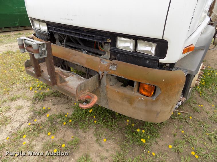 image for item FG9375 2007 Isuzu FTR dump truck