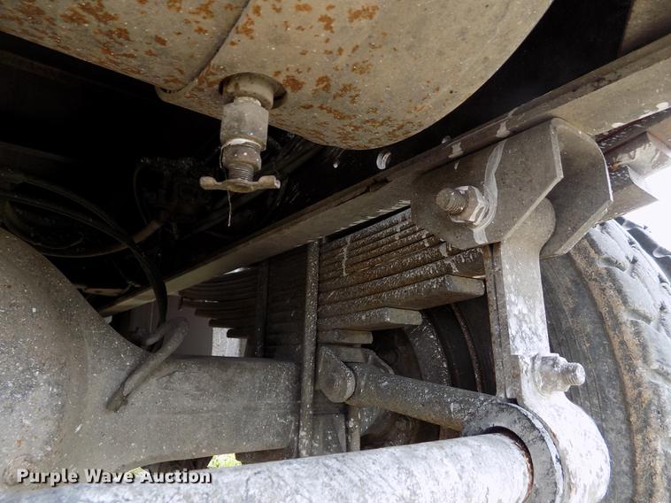 image for item FG9375 2007 Isuzu FTR dump truck