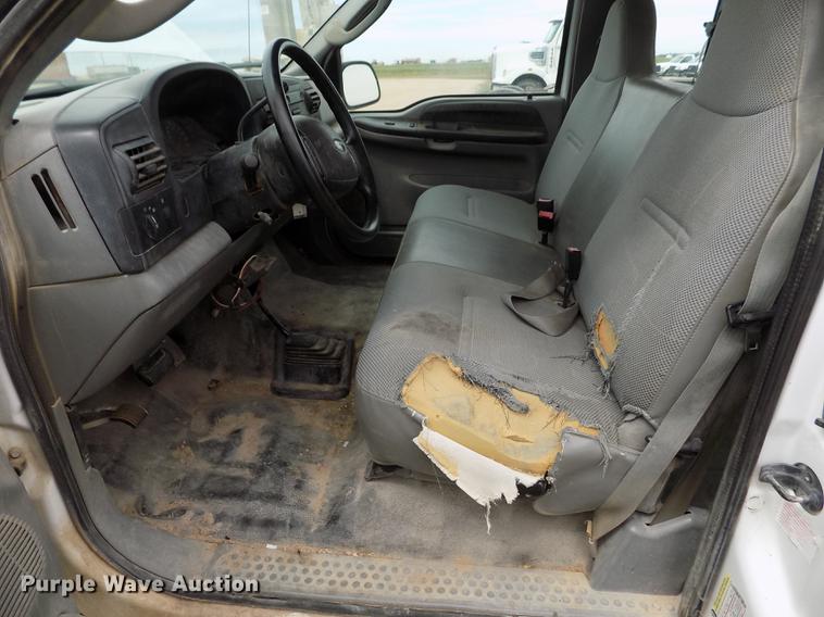 image for item FG9395 2006 Ford F250 Super Duty XL SuperCab pickup truck