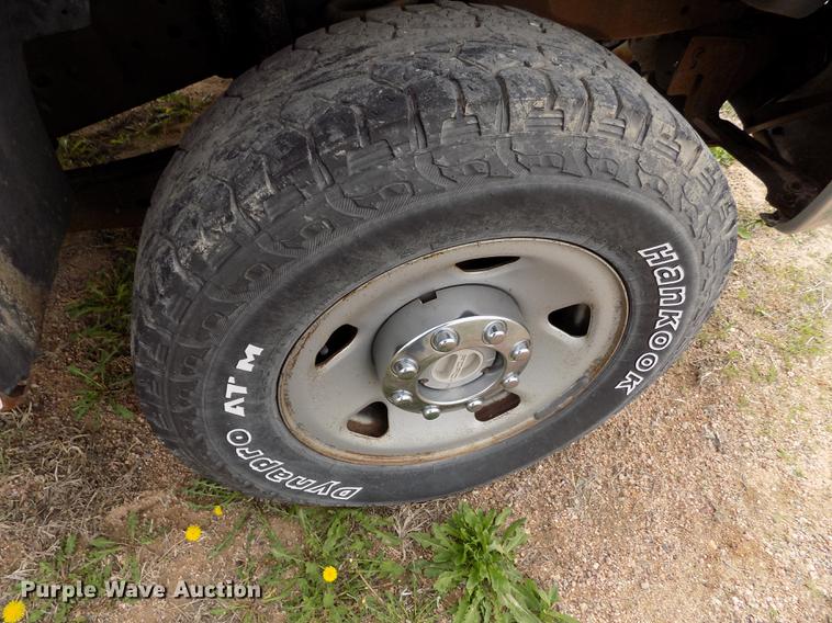 image for item FG9395 2006 Ford F250 Super Duty XL SuperCab pickup truck