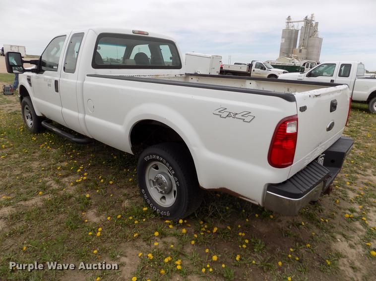 image for item FG9396 2008 Ford F250 Super Duty XL SuperCab pickup truck