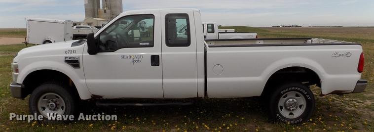image for item FG9396 2008 Ford F250 Super Duty XL SuperCab pickup truck