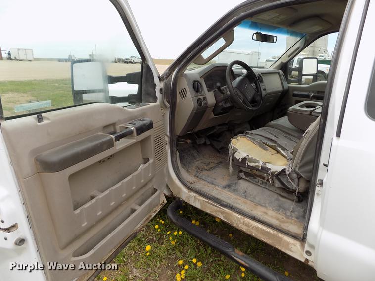 image for item FG9396 2008 Ford F250 Super Duty XL SuperCab pickup truck