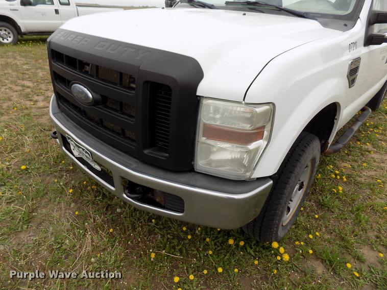 image for item FG9396 2008 Ford F250 Super Duty XL SuperCab pickup truck
