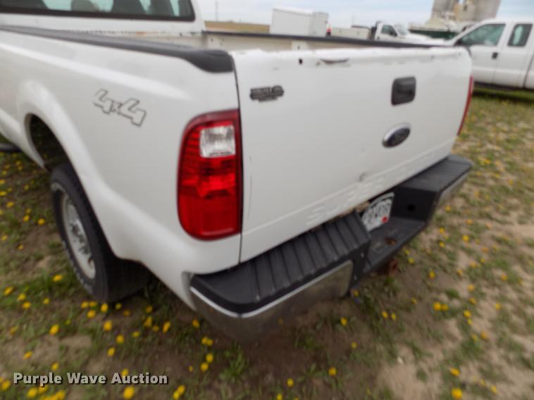 image for item FG9396 2008 Ford F250 Super Duty XL SuperCab pickup truck