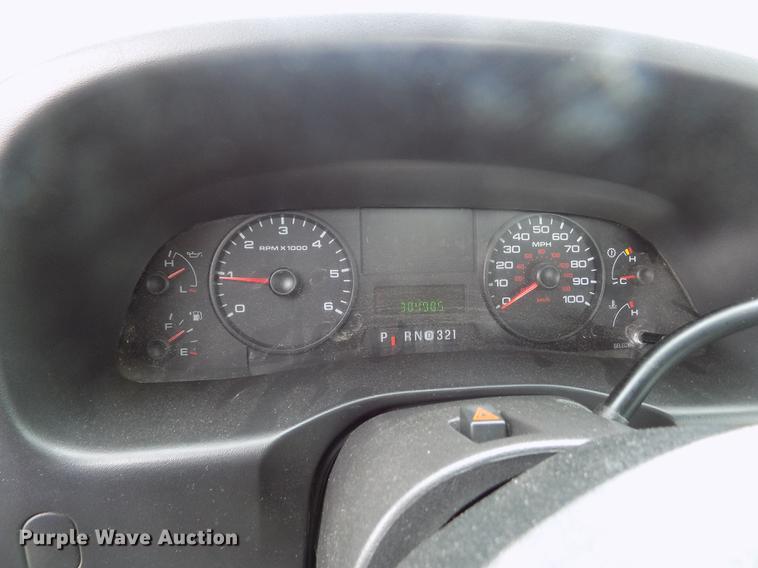 image for item FG9397 2007 Ford F250 Super Duty XL SuperCab pickup truck