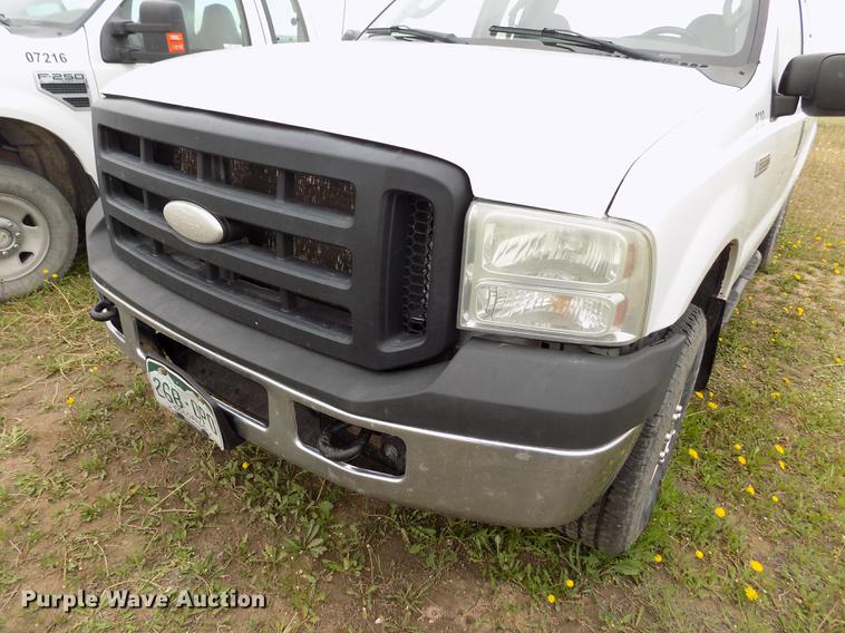 image for item FG9397 2007 Ford F250 Super Duty XL SuperCab pickup truck