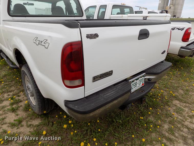 image for item FG9397 2007 Ford F250 Super Duty XL SuperCab pickup truck