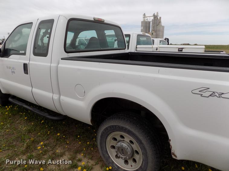 image for item FG9397 2007 Ford F250 Super Duty XL SuperCab pickup truck