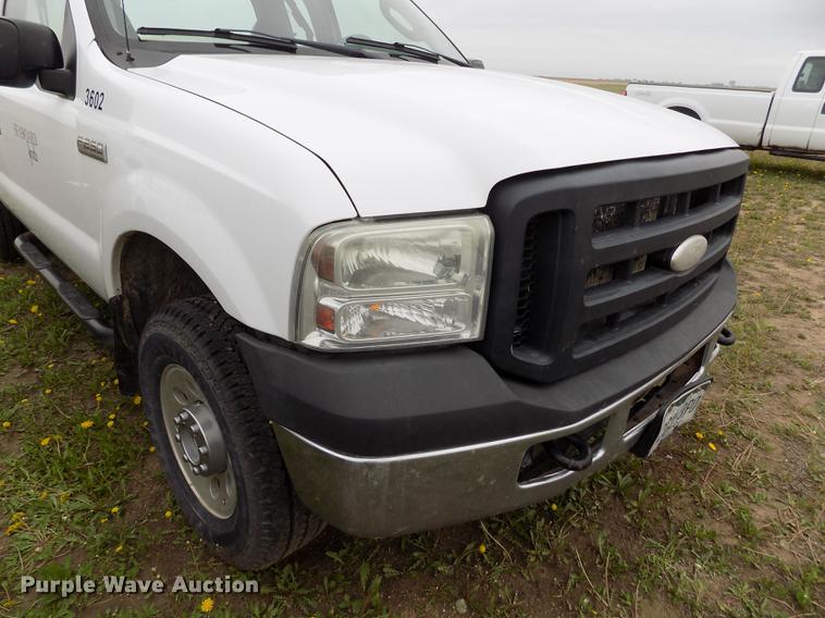 image for item FG9397 2007 Ford F250 Super Duty XL SuperCab pickup truck