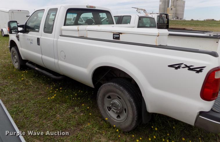 image for item FG9398 2008 Ford F250 Super Duty XL SuperCab pickup truck