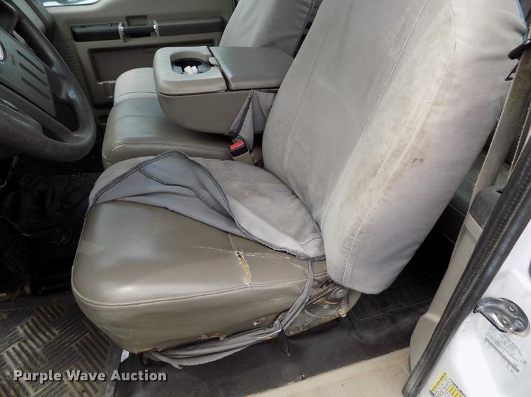 image for item FG9398 2008 Ford F250 Super Duty XL SuperCab pickup truck