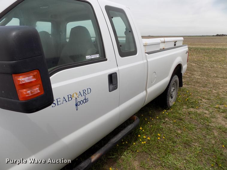 image for item FG9398 2008 Ford F250 Super Duty XL SuperCab pickup truck