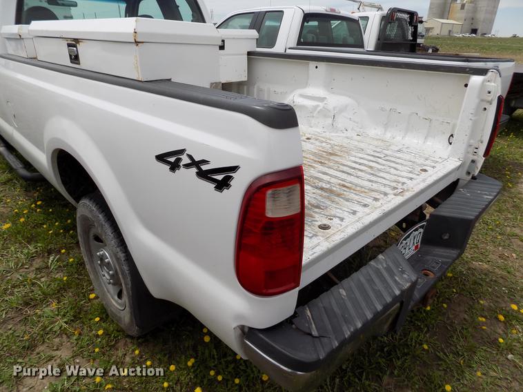image for item FG9398 2008 Ford F250 Super Duty XL SuperCab pickup truck