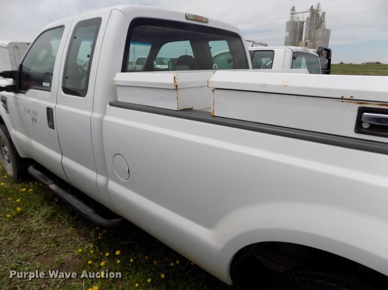 image for item FG9398 2008 Ford F250 Super Duty XL SuperCab pickup truck