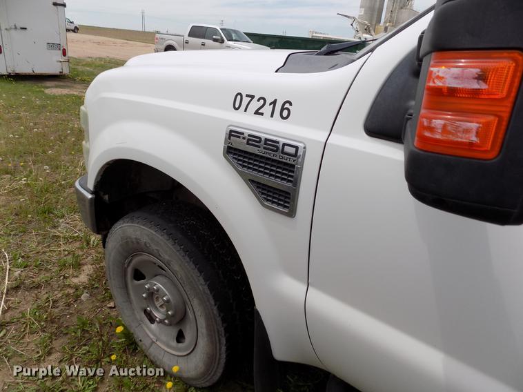 image for item FG9398 2008 Ford F250 Super Duty XL SuperCab pickup truck