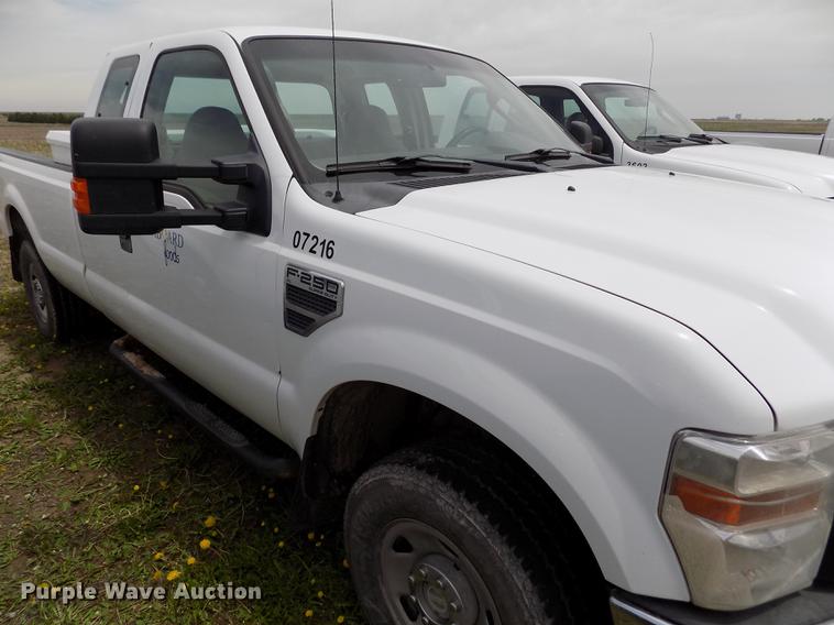 image for item FG9398 2008 Ford F250 Super Duty XL SuperCab pickup truck
