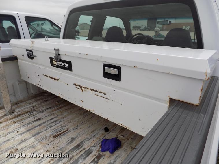 image for item FG9398 2008 Ford F250 Super Duty XL SuperCab pickup truck