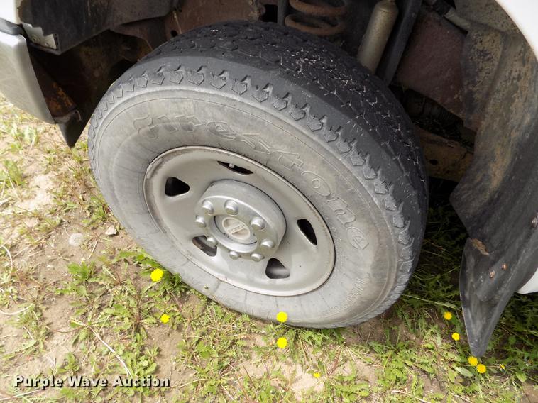 image for item FG9398 2008 Ford F250 Super Duty XL SuperCab pickup truck