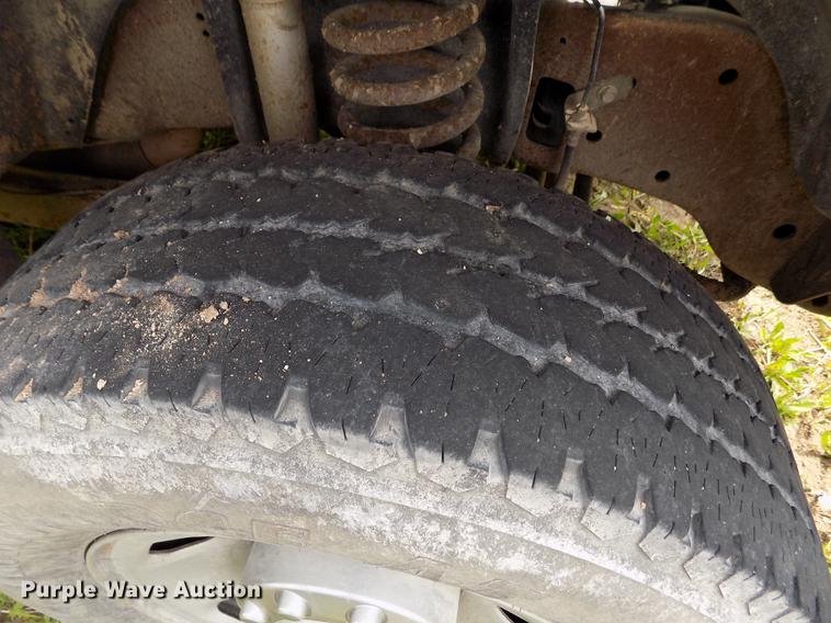 image for item FG9398 2008 Ford F250 Super Duty XL SuperCab pickup truck