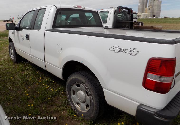 image for item FG9399 2005 Ford F150 XL SuperCab pickup truck