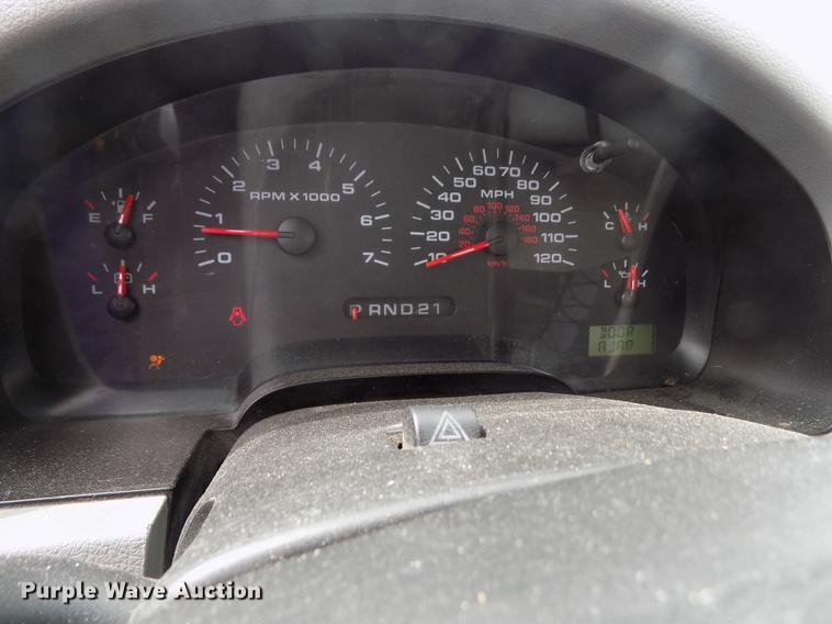 image for item FG9399 2005 Ford F150 XL SuperCab pickup truck