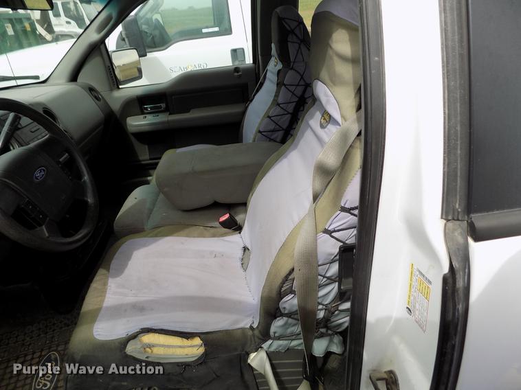 image for item FG9399 2005 Ford F150 XL SuperCab pickup truck