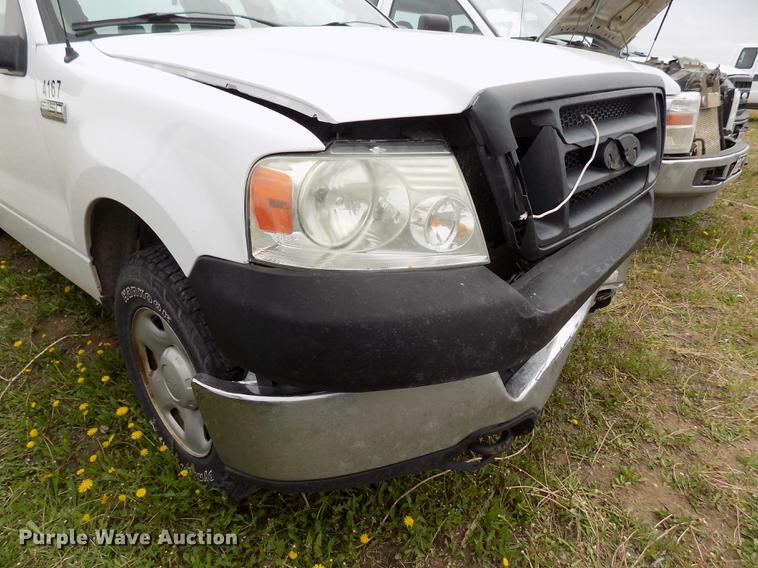 image for item FG9399 2005 Ford F150 XL SuperCab pickup truck