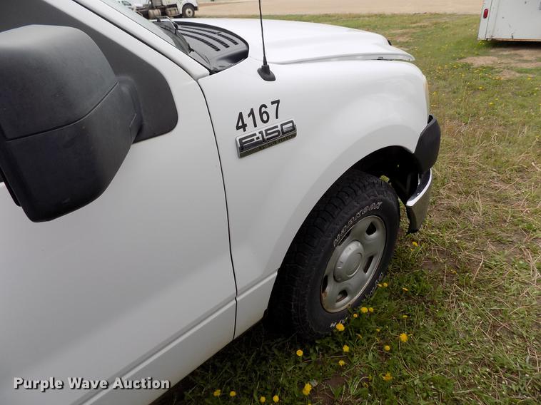 image for item FG9399 2005 Ford F150 XL SuperCab pickup truck