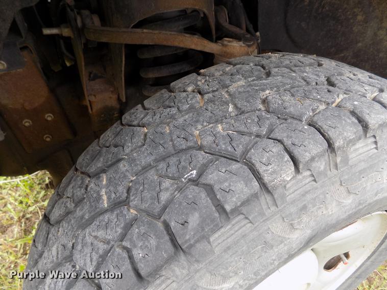 image for item FG9399 2005 Ford F150 XL SuperCab pickup truck