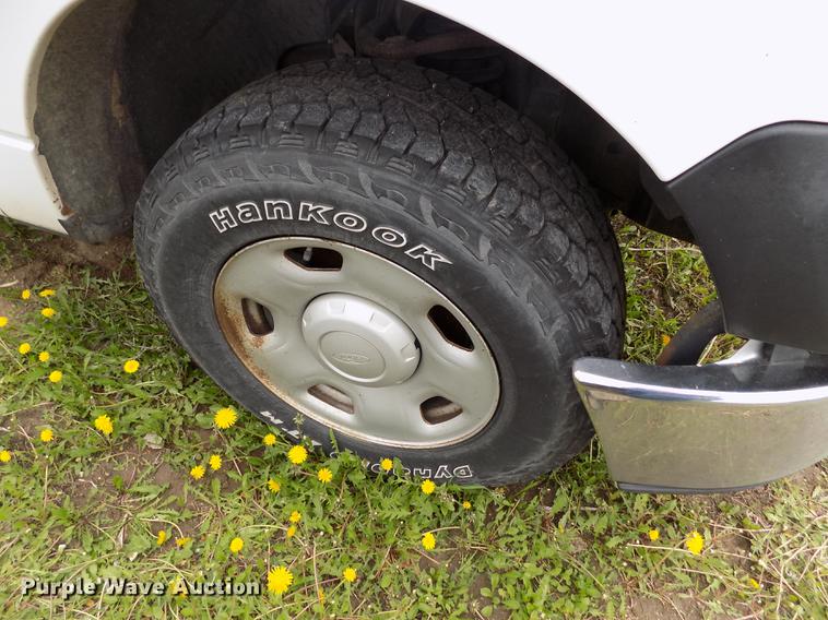 image for item FG9399 2005 Ford F150 XL SuperCab pickup truck