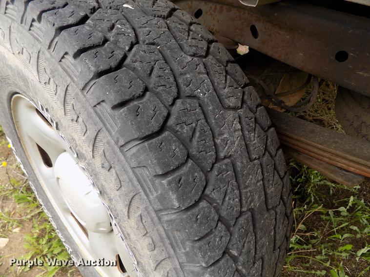 image for item FG9399 2005 Ford F150 XL SuperCab pickup truck