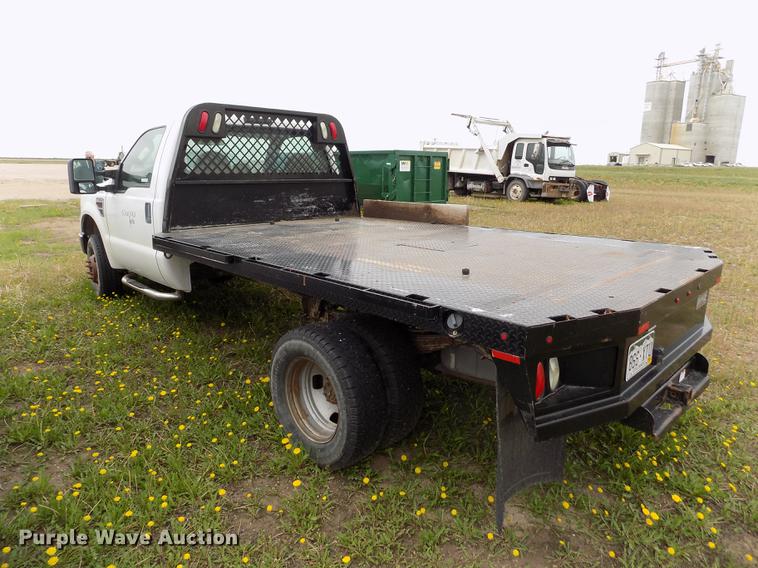 image for item FG9400 2008 Ford F350 Super Duty XL flatbed pickup truck