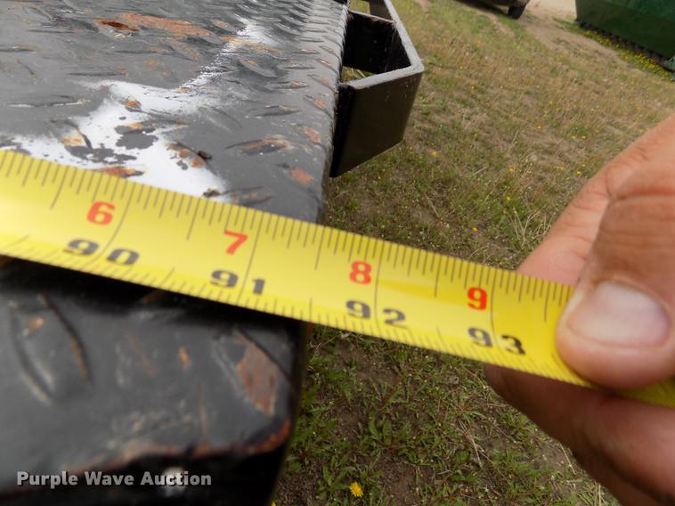 image for item FG9400 2008 Ford F350 Super Duty XL flatbed pickup truck