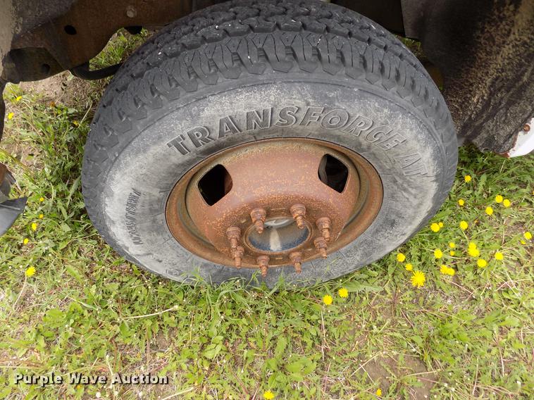 image for item FG9400 2008 Ford F350 Super Duty XL flatbed pickup truck