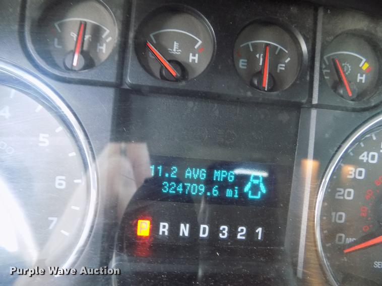 image for item FG9413 2010 Ford F150 XLT SuperCrew pickup truck