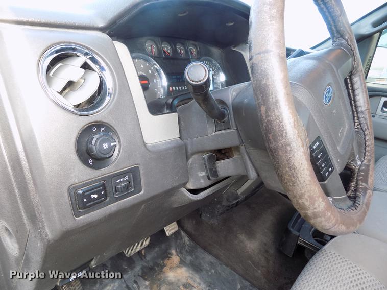 image for item FG9413 2010 Ford F150 XLT SuperCrew pickup truck