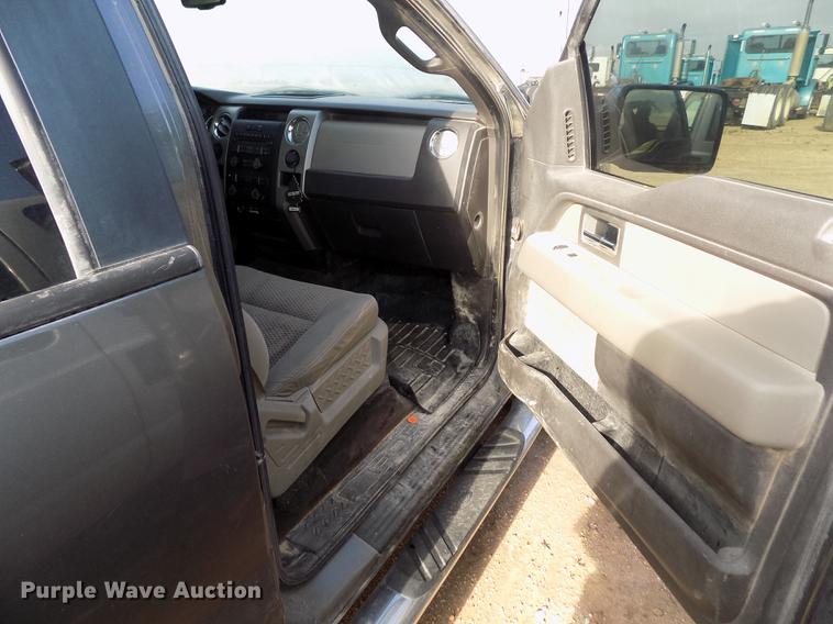 image for item FG9413 2010 Ford F150 XLT SuperCrew pickup truck
