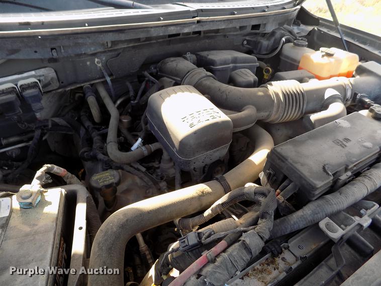 image for item FG9413 2010 Ford F150 XLT SuperCrew pickup truck