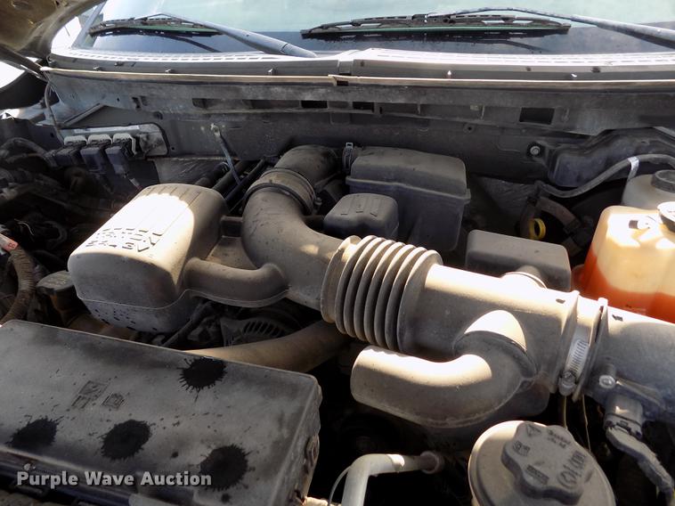 image for item FG9413 2010 Ford F150 XLT SuperCrew pickup truck