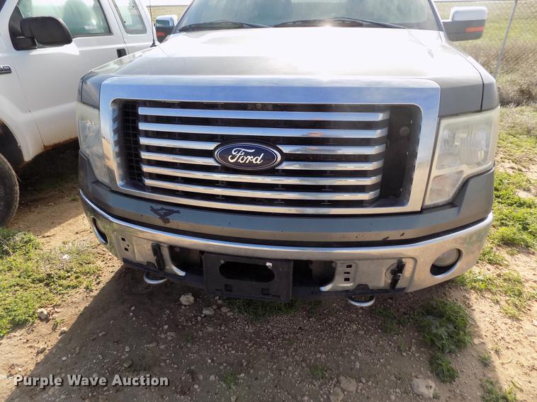 image for item FG9413 2010 Ford F150 XLT SuperCrew pickup truck