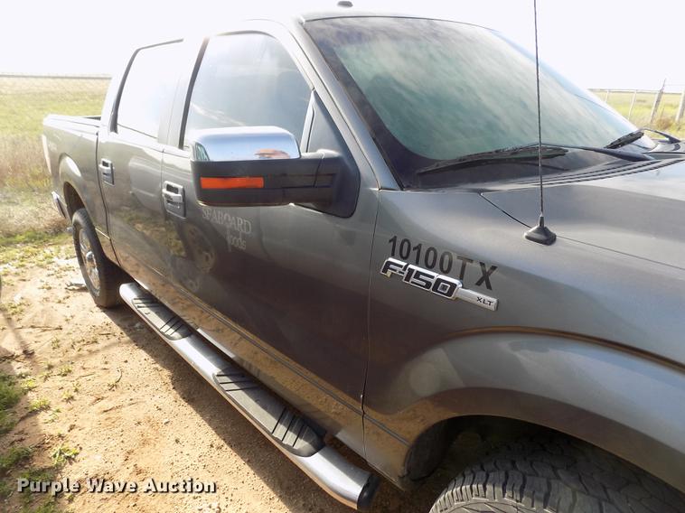 image for item FG9413 2010 Ford F150 XLT SuperCrew pickup truck