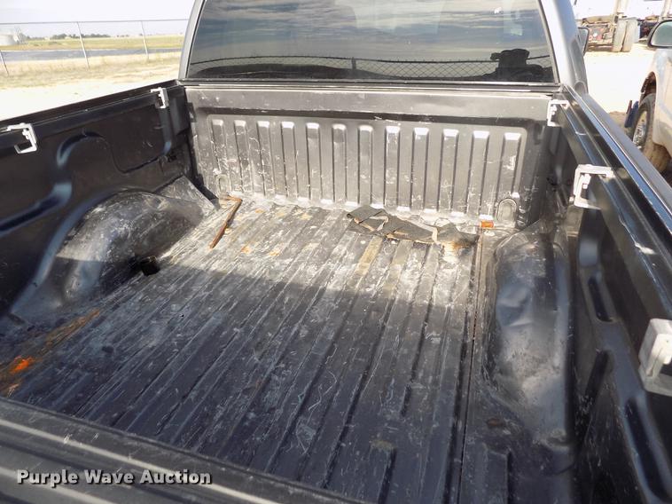 image for item FG9413 2010 Ford F150 XLT SuperCrew pickup truck