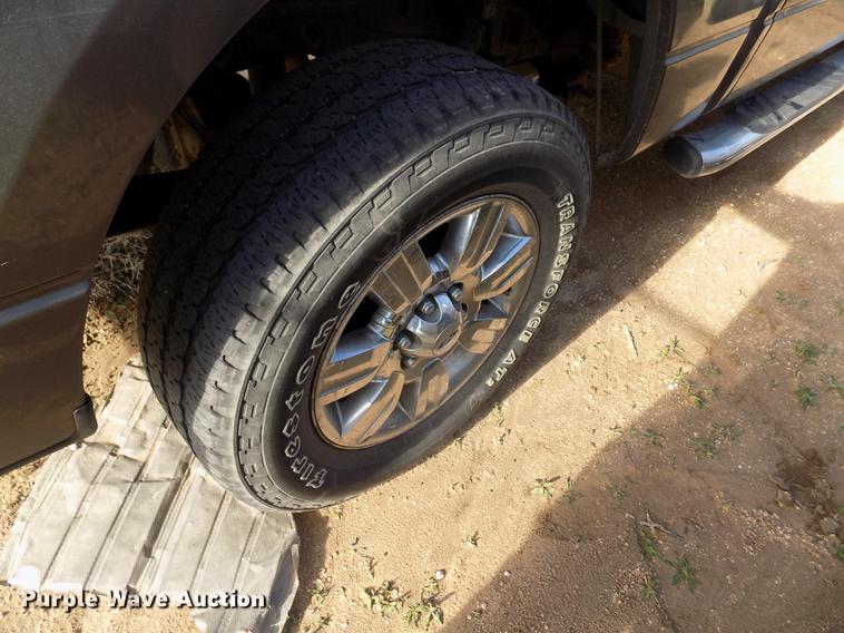 image for item FG9413 2010 Ford F150 XLT SuperCrew pickup truck