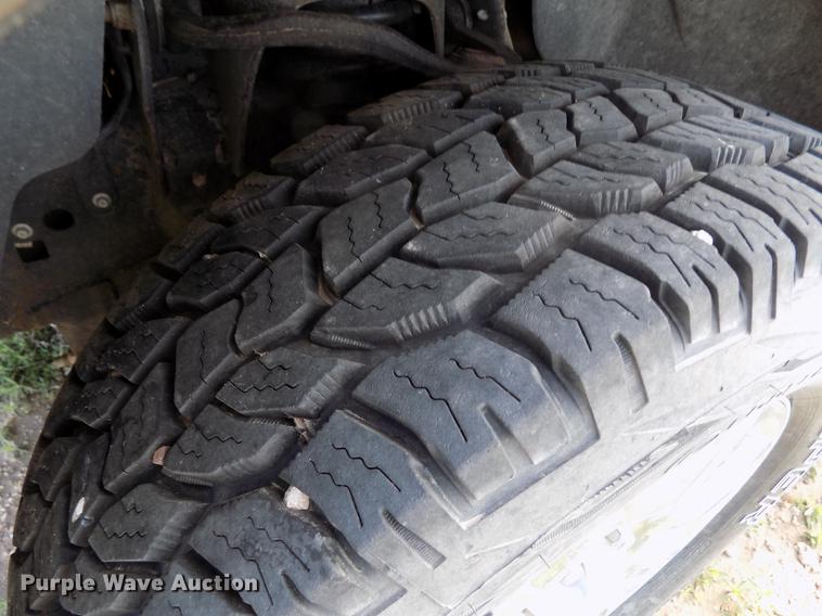 image for item FG9413 2010 Ford F150 XLT SuperCrew pickup truck