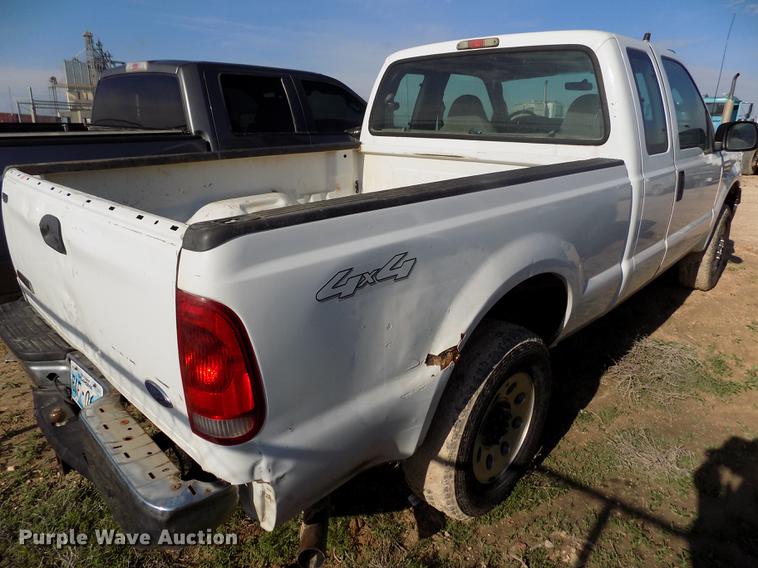 image for item FG9414 2007 Ford F250 Super Duty XL SuperCab pickup truck