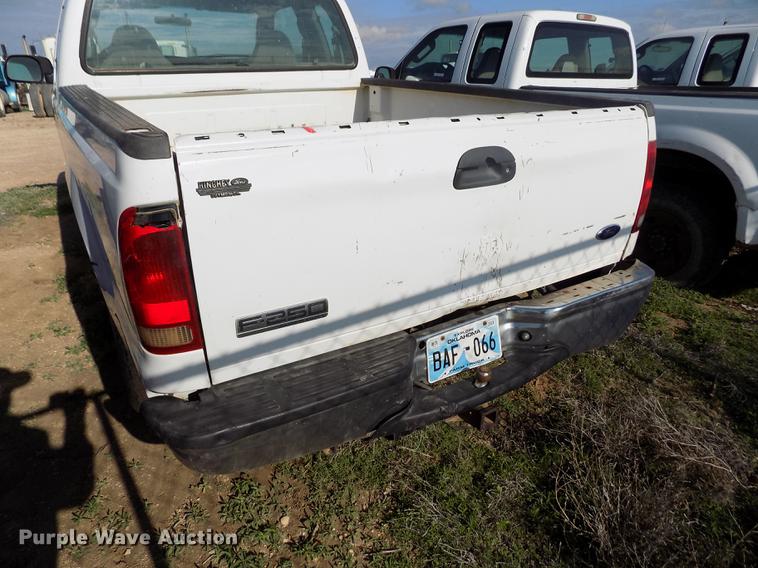 image for item FG9414 2007 Ford F250 Super Duty XL SuperCab pickup truck