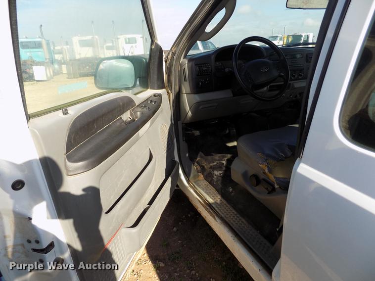 image for item FG9414 2007 Ford F250 Super Duty XL SuperCab pickup truck